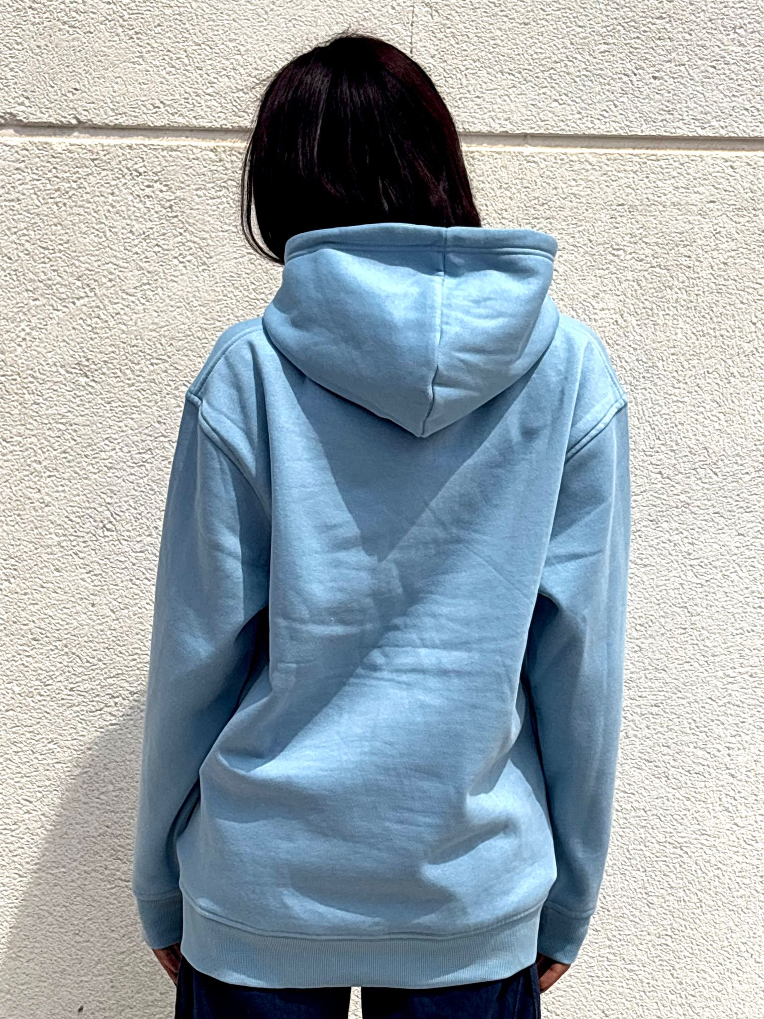 HOODIE AZUL "CREATIVE HEADS"