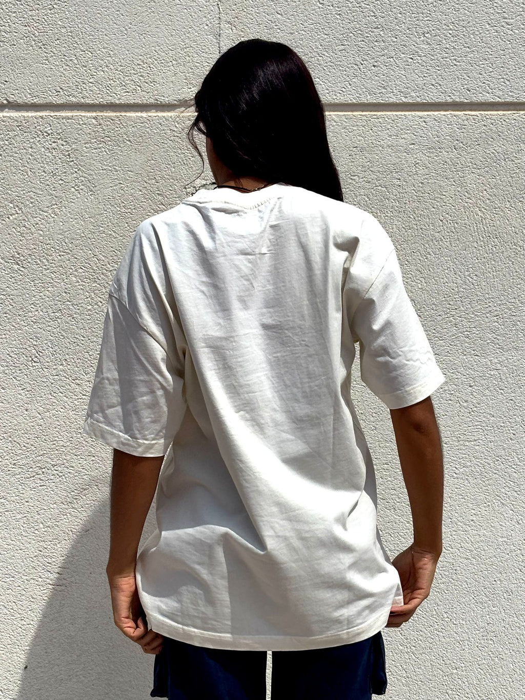 CAMISETA OVERSIZE "JHAYVI STUDIOS"